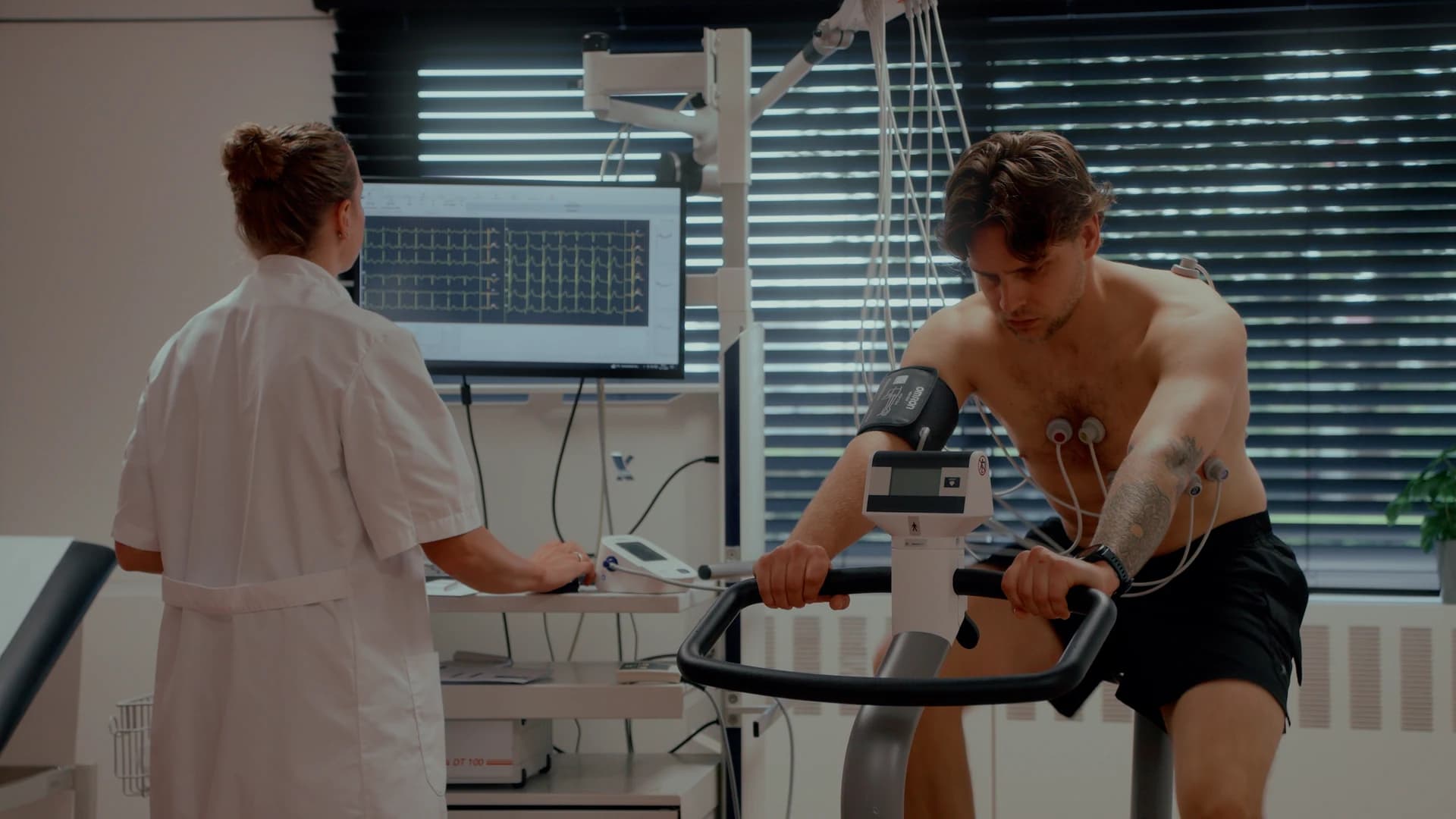 Inspanningsonderzoek op een fietsergometer